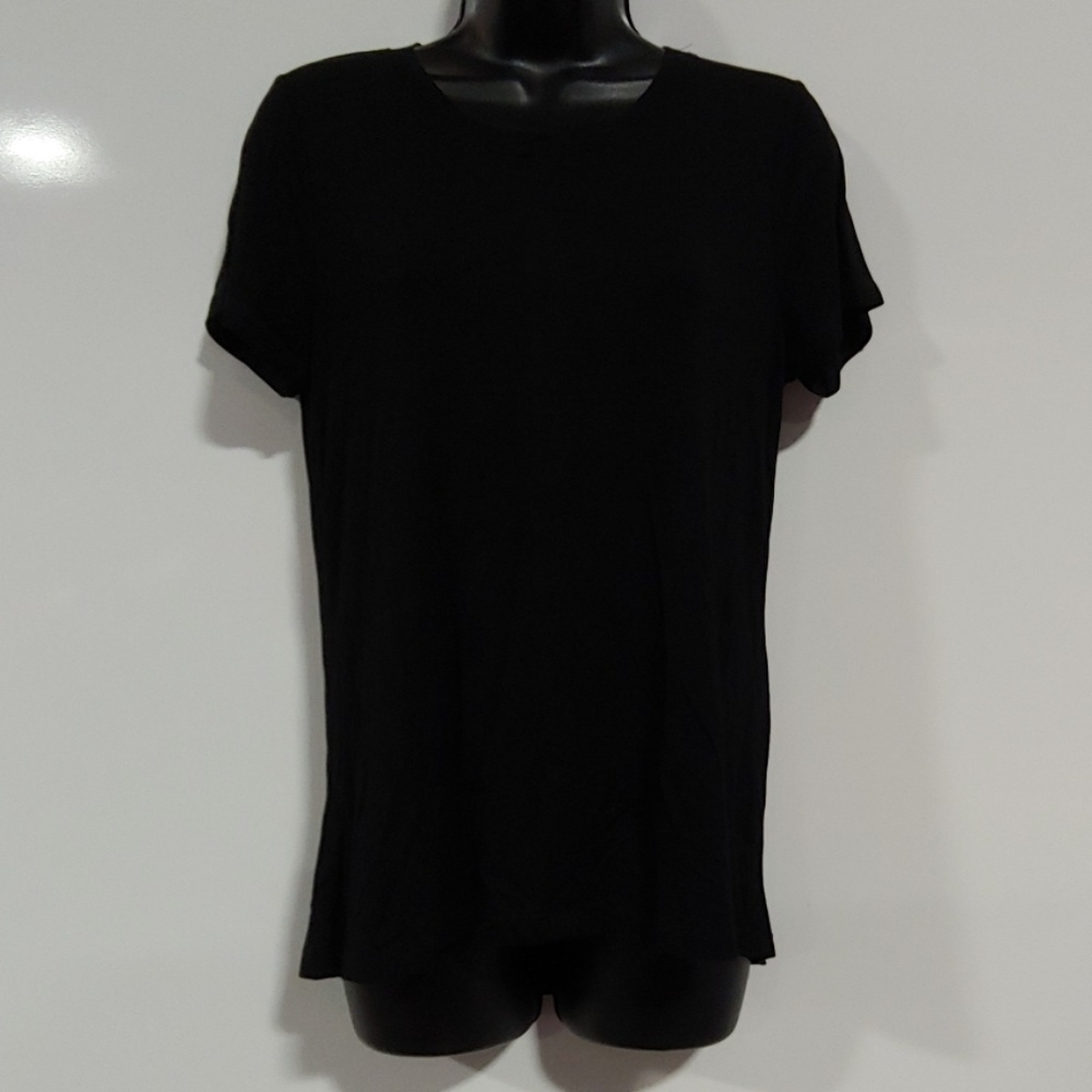 Lee Women's black top🎉